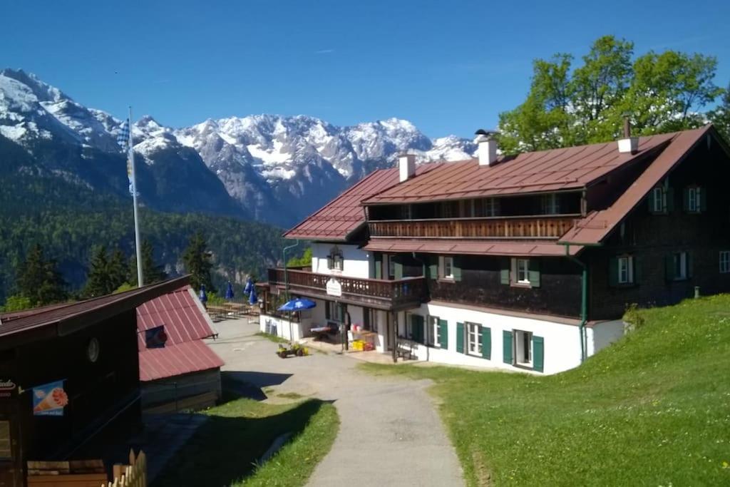 Herberge. 46 การ์มิช-พาร์เทนเคียร์เชน ภายนอก รูปภาพ